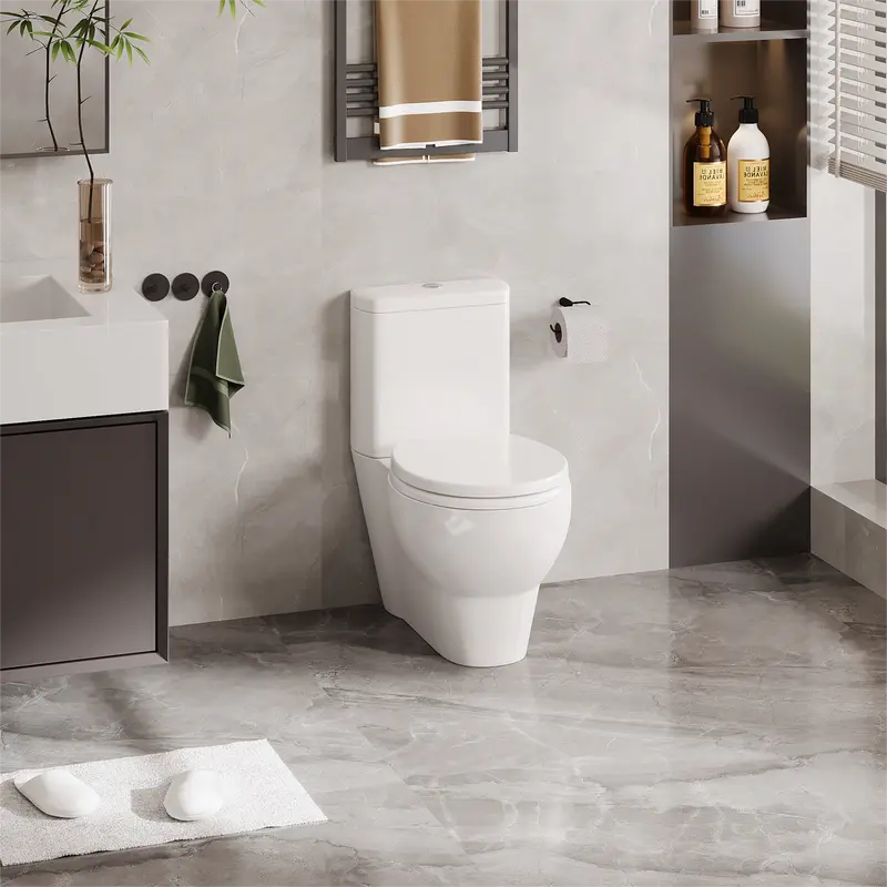 White Round Plastic Toilet Seat With Lid